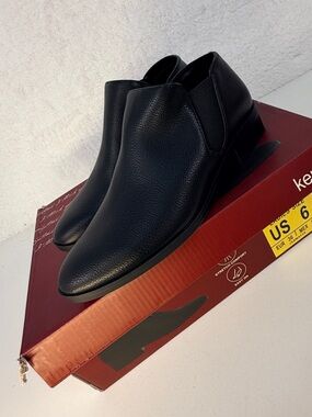 Kensie Sammy Black Ankle Boots Womens Size 6 Slip On shoe